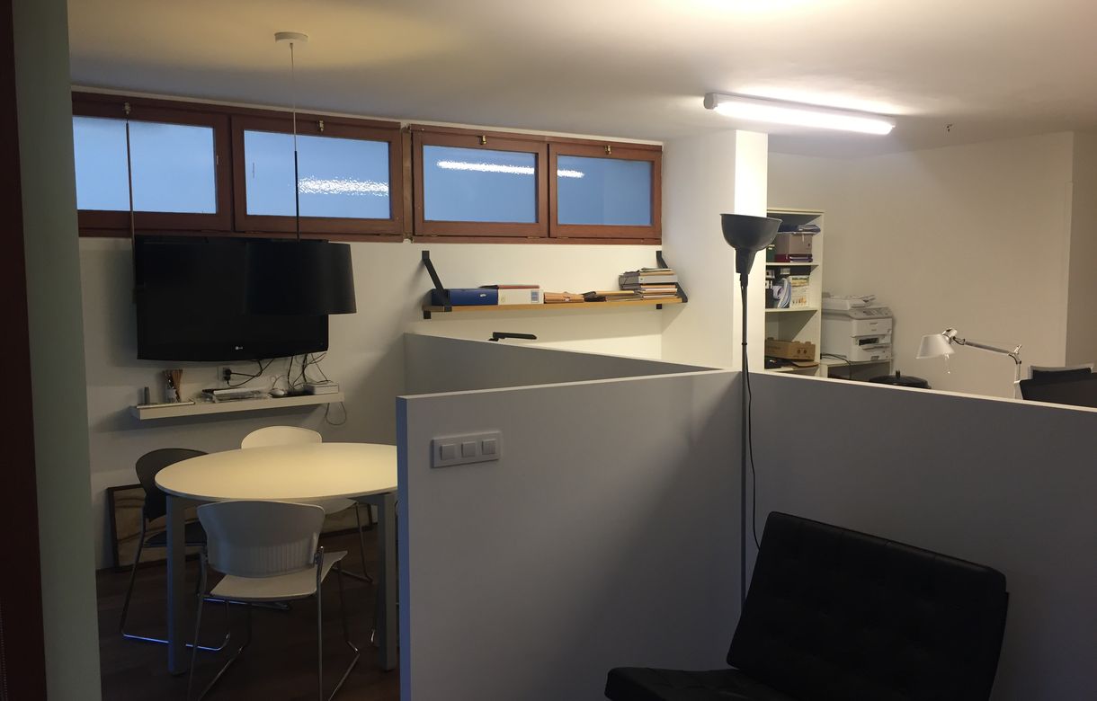 Alquiler mesa oficina en Tres Torres | Despacho de arquitectura