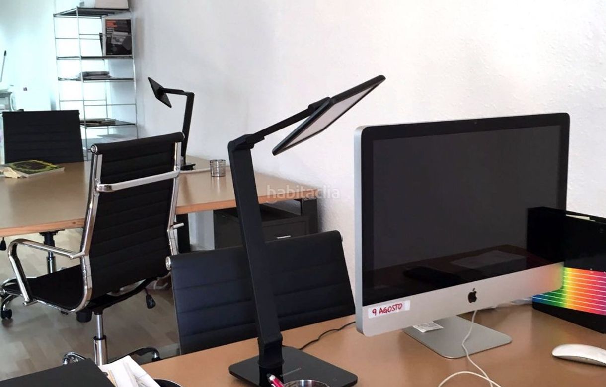 Estudio de diseño gráfico compartido