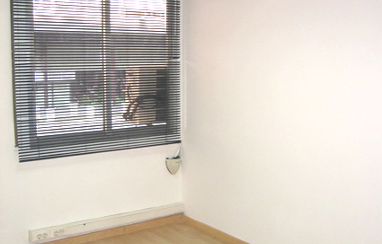 Alquiler despacho independiente en Gracia