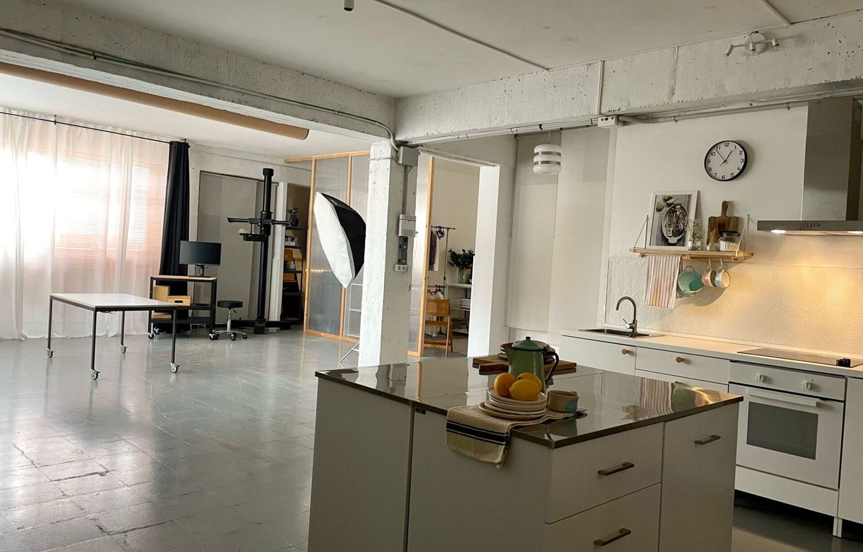 Estudio fotografico Poblenou | Llull_Housestudio |