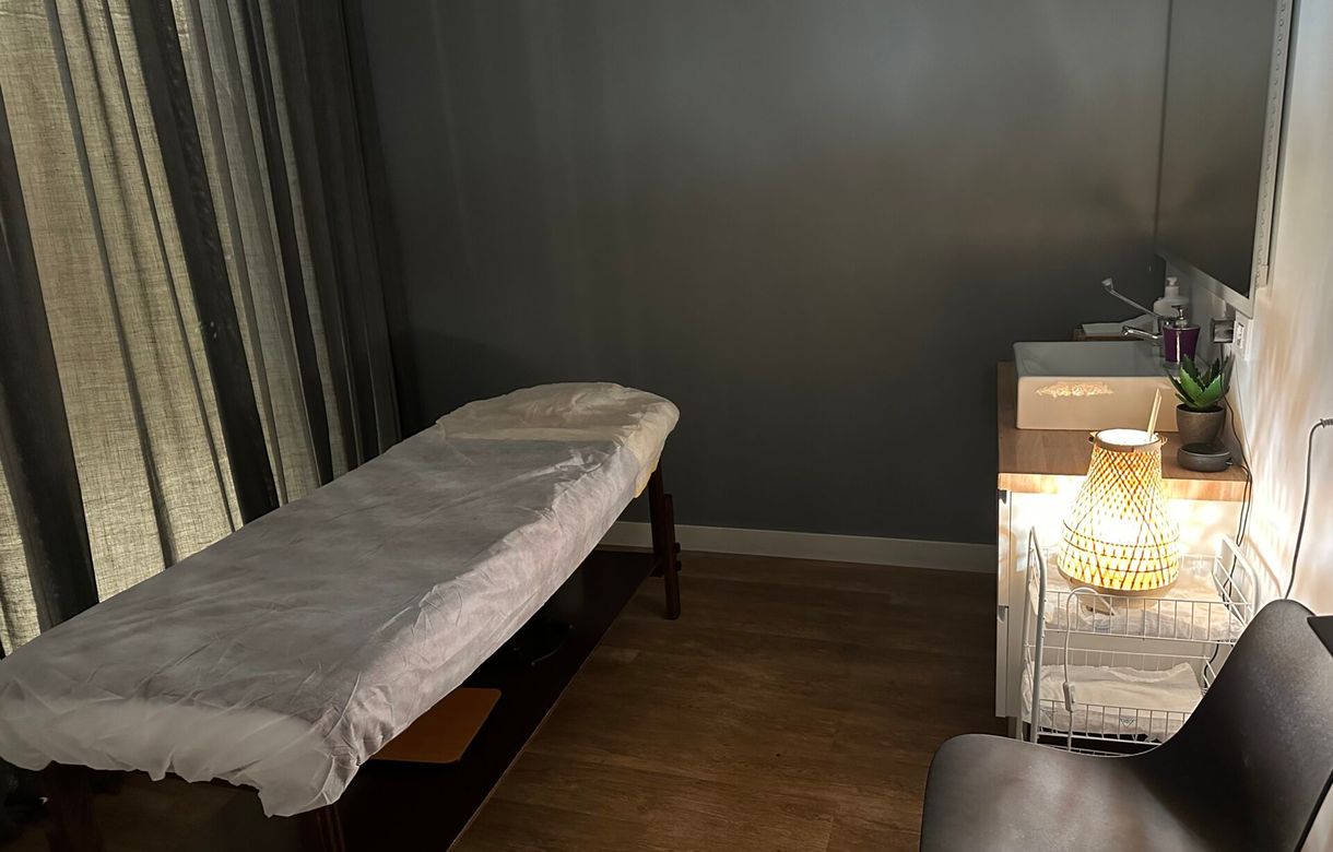 Cabina de masaje y tratamientos estéticos