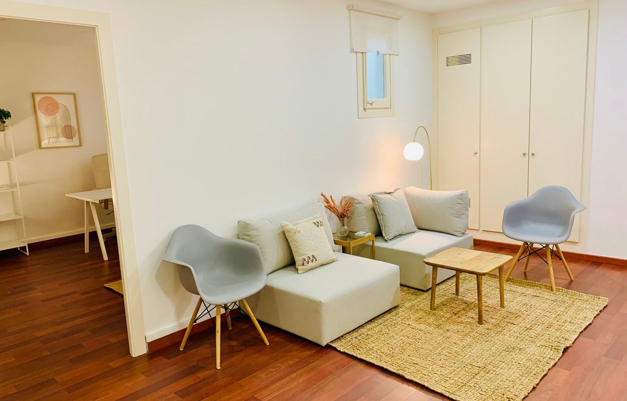 Alquiler despacho psicólogo por horas Barcelona | Centro de Bienestar