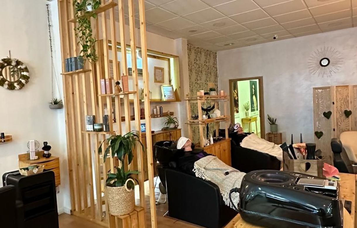 Alquiler gabinete estética Valencia | Coworking estético Ruzafa