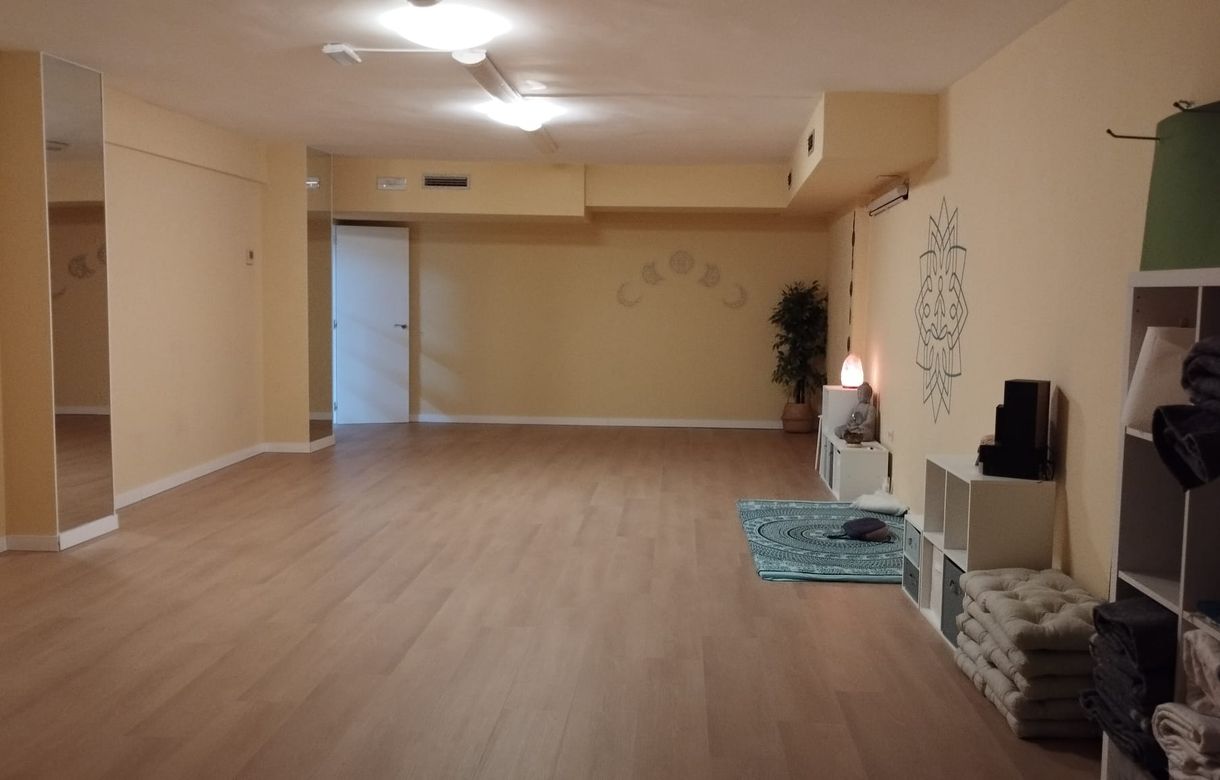 Sala yoga Castellon | Consulta de Terapias