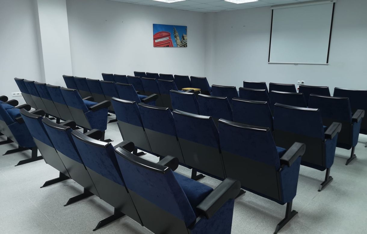 Alquiler aulas Castellón | Aulas y despachos amplios en Castellón