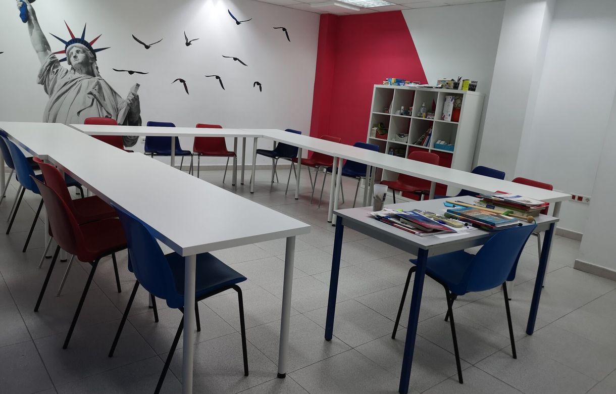 Alquiler aulas Castellón | Aulas y despachos amplios en Castellón