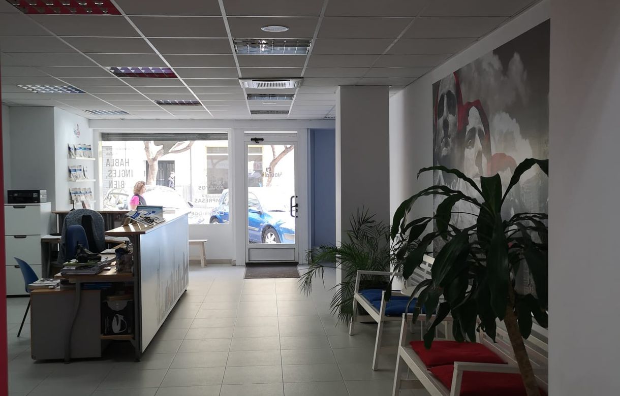 Alquiler aulas Castellón | Aulas y despachos amplios en Castellón