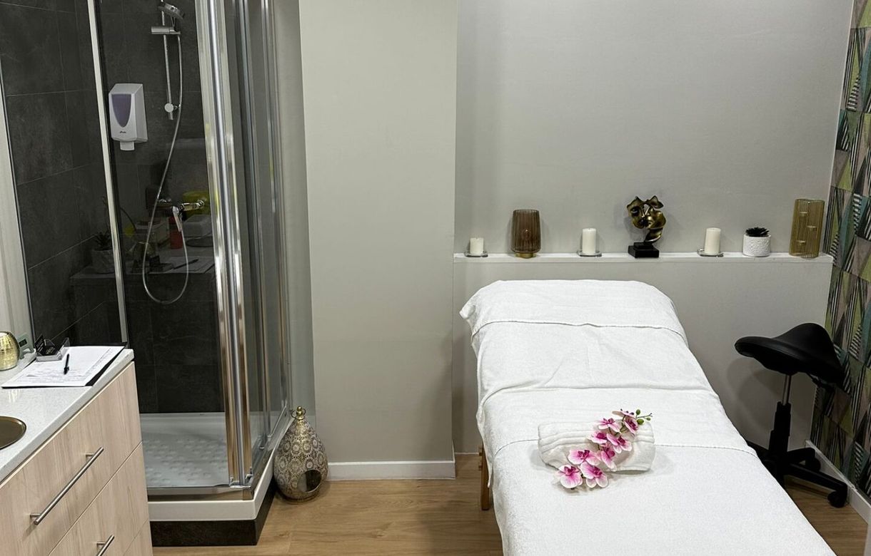 Alquiler Cabina Estética | Salón de Belleza