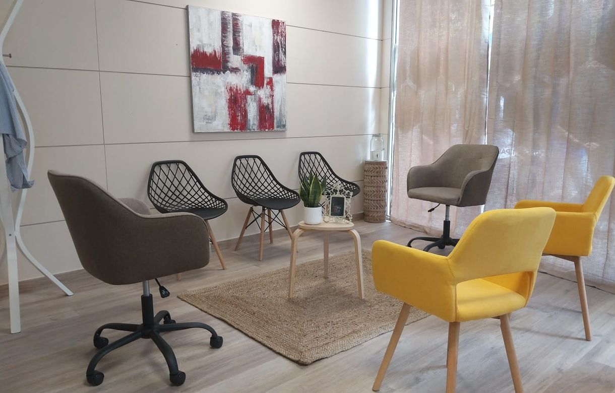 alquiler salas barcelona | Yoga, actividades, reuniones, despachos, talleres…