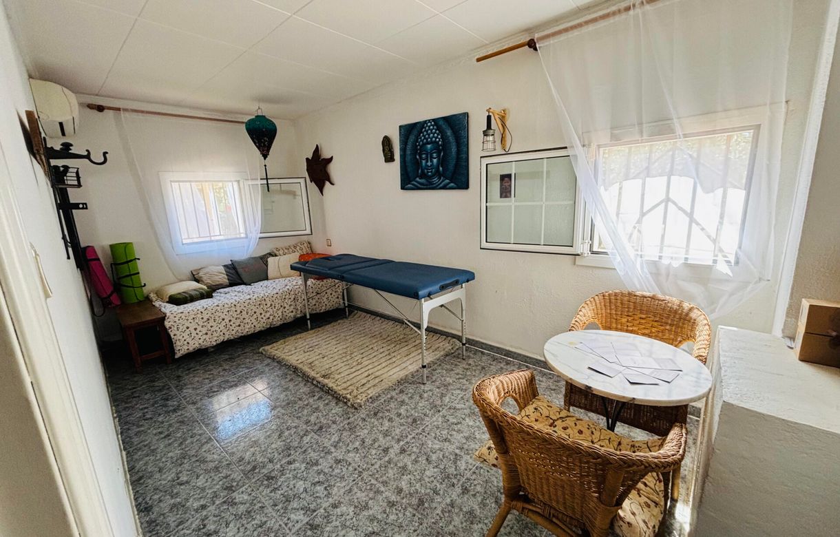 Alquiler cabina masaje Terrasa | Sala de yoga y formaciones