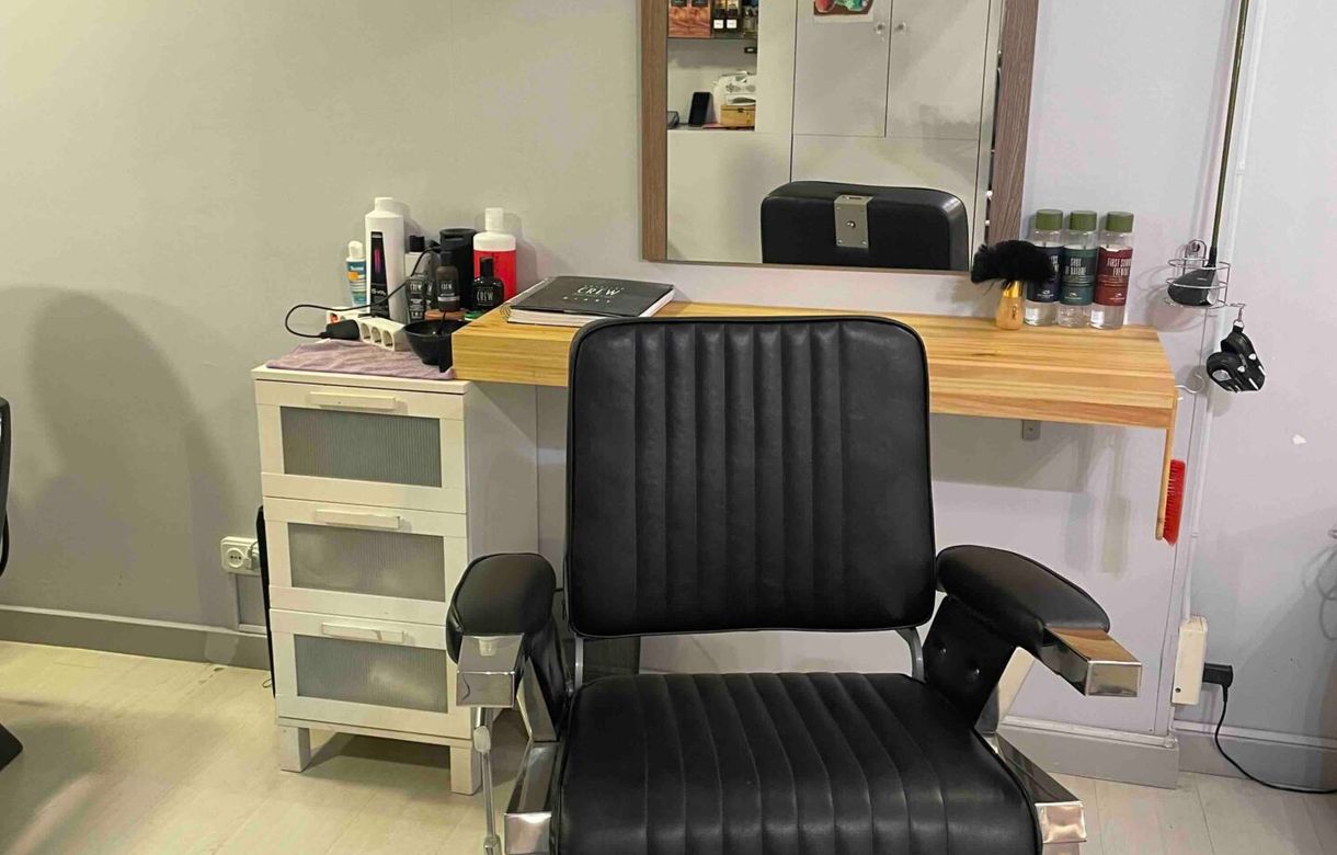 Alquiler barbería | Espacio de Barbería a tiempo completo