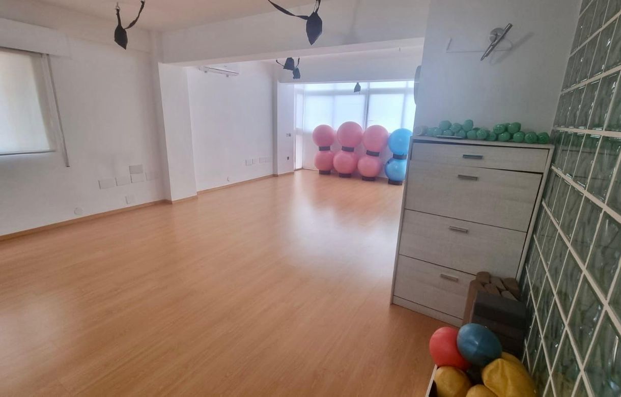 Consulta Médica Málaga | Clínica en Málaga | Sala yoga | Pilates | Fisio...