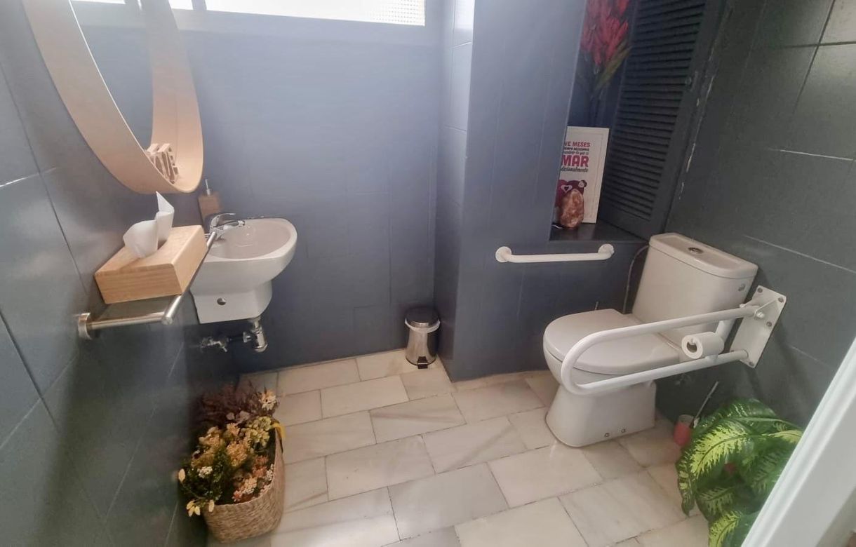 Consulta Médica Málaga | Clínica en Málaga | Sala yoga | Pilates | Fisio...