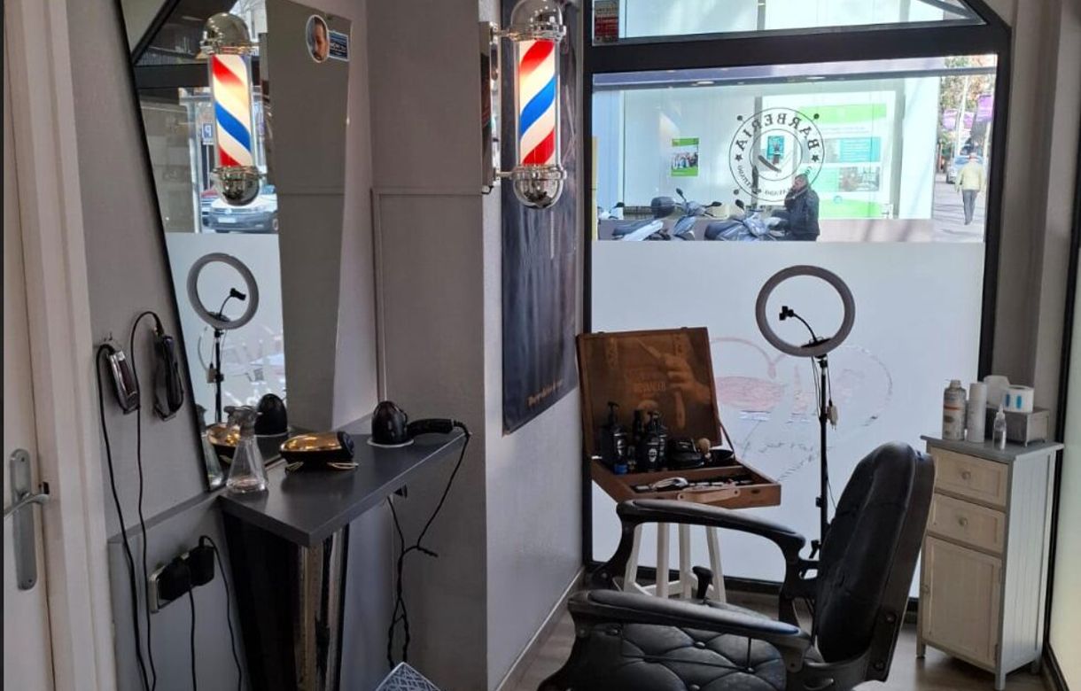 Alquiler Silla Barbero: Oportunidad en Peluquería en Funcionamiento