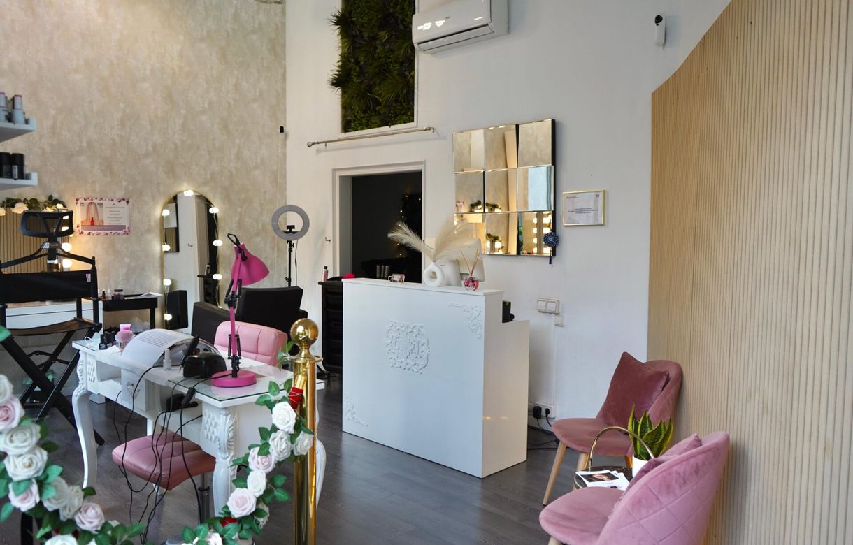 Espacios para uñas | Espacio Manicurista, pestañas, cejas, microblading, depilación