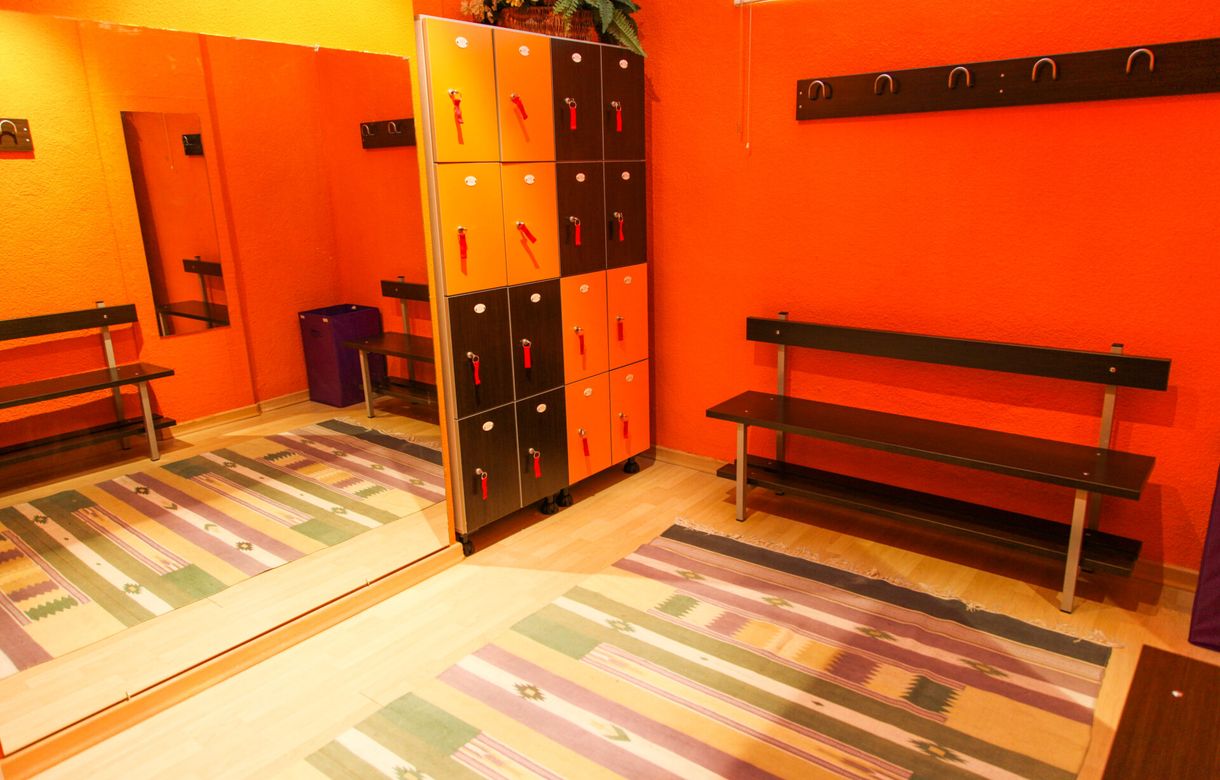 Escuela de Yoga en Madrid (Plaza Castilla)