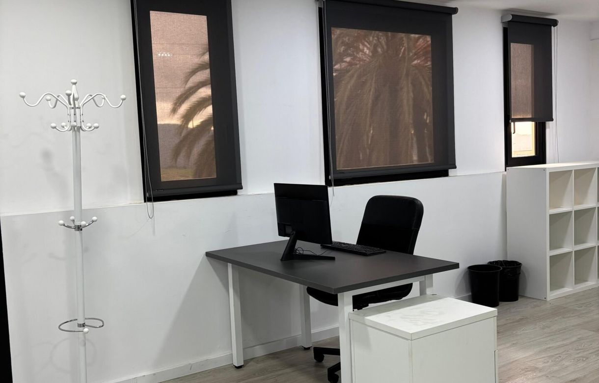 Alquiler nave industrial Barcelona + Despacho