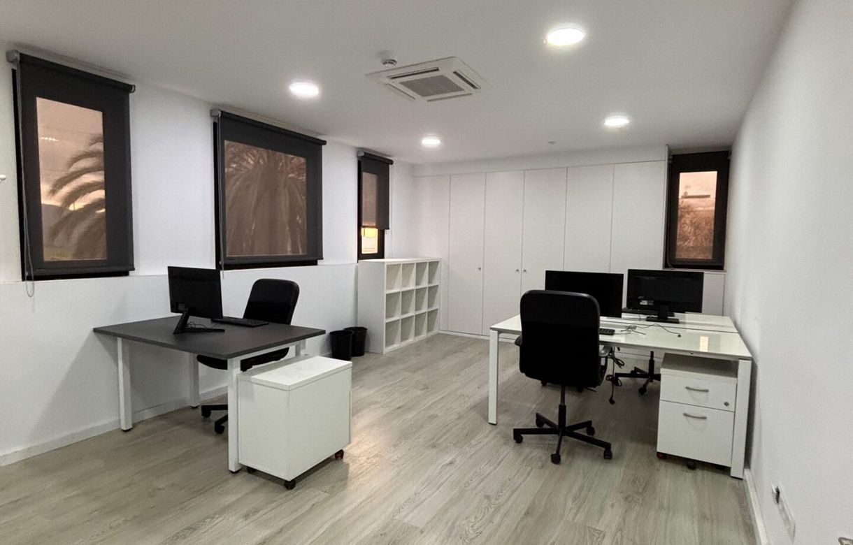 Alquiler nave industrial Barcelona + Despacho