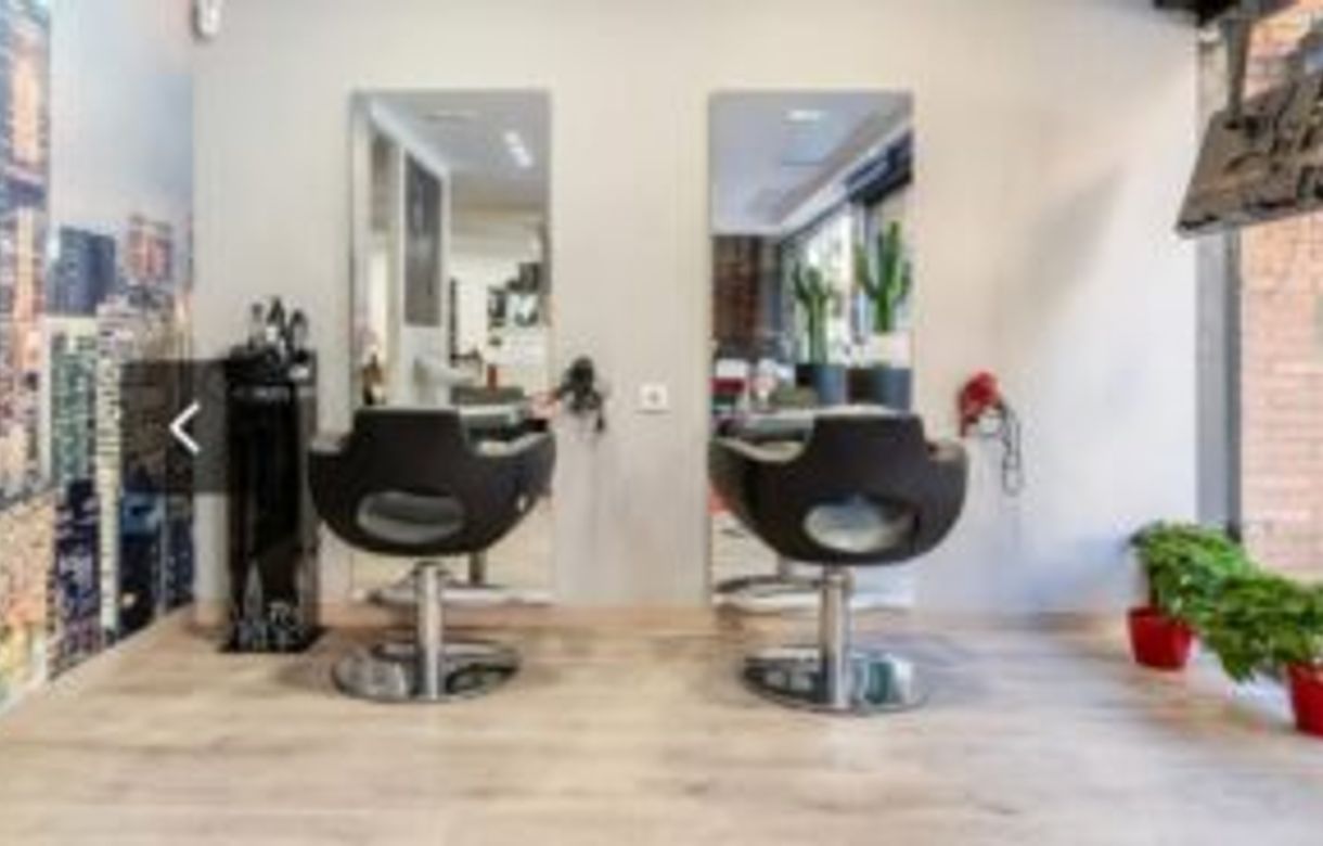 Alquiler tocador peluquería Barcelona | Sala para tratamientos - Image 4