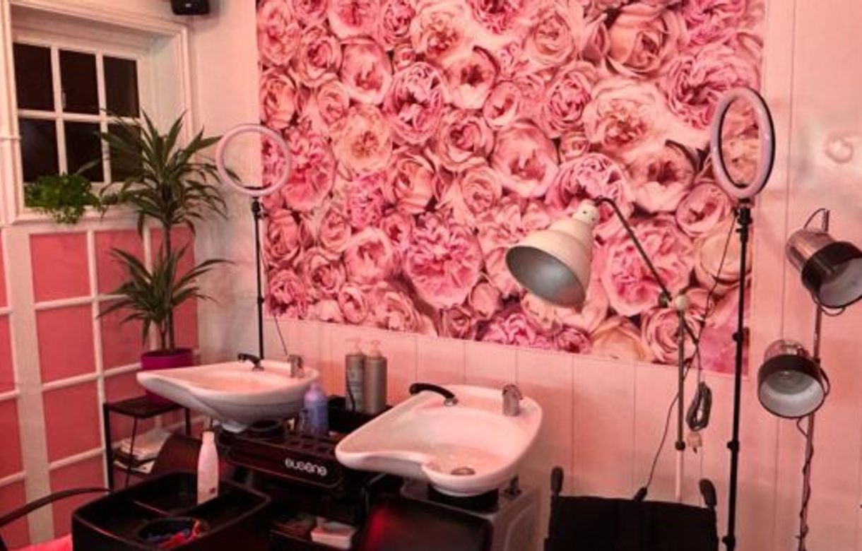 Alquiler tocador peluquería vintage - Image 3