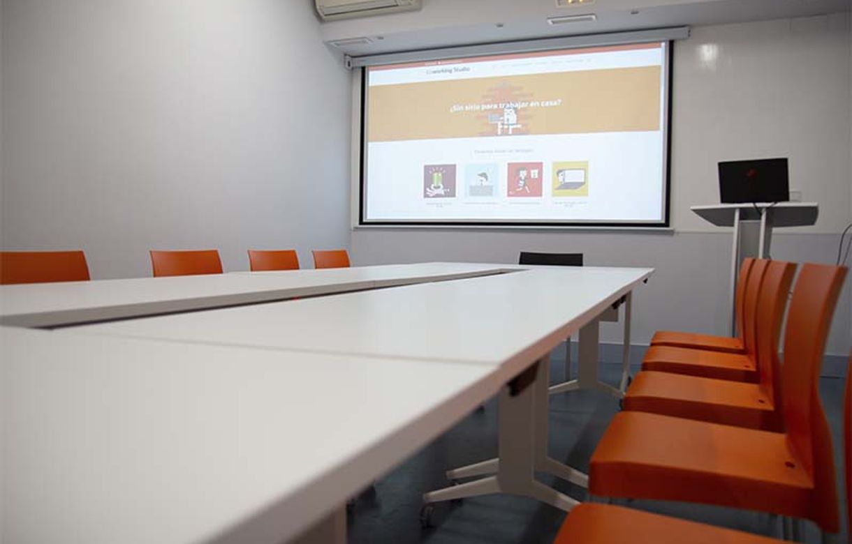 Sala de formación | Despachos | Coworking  | Estudio de grabación