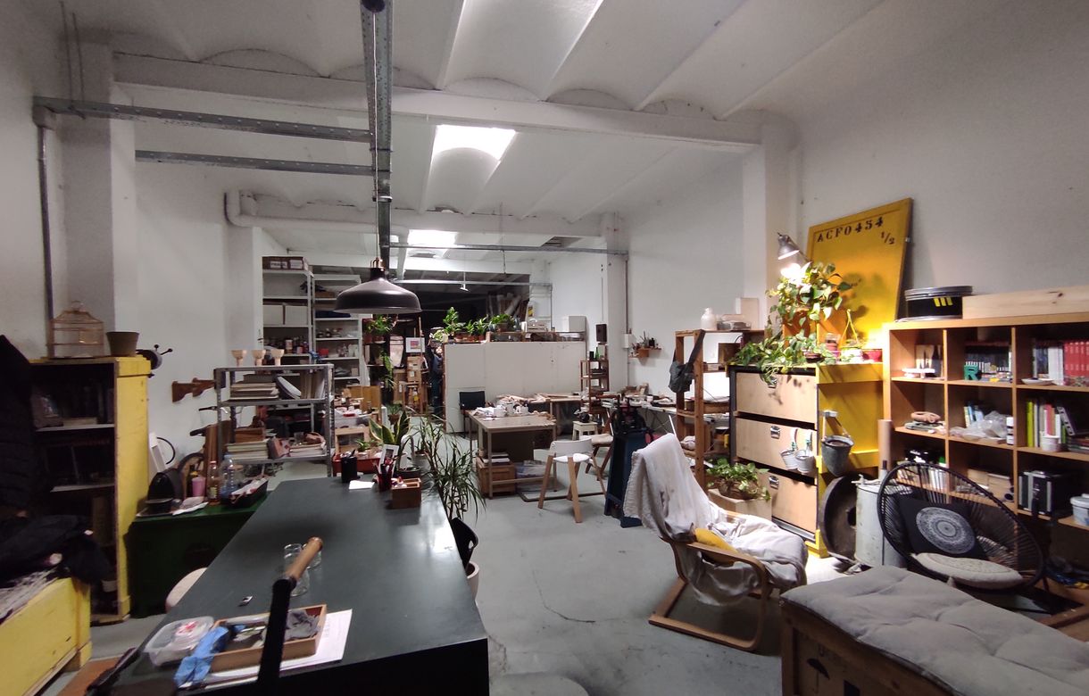 Espacio diáfano en taller compartido en  Sants, Barcelona.