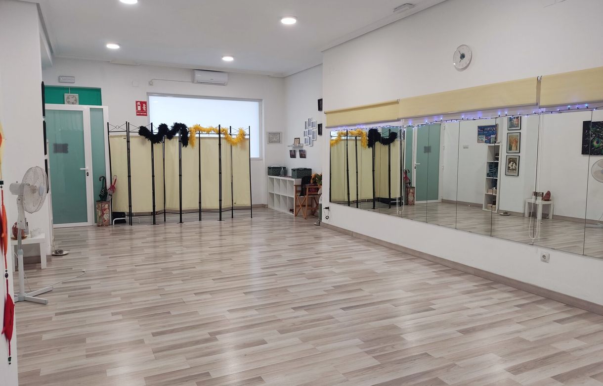 Alquiler sala de yoga Sevilla
