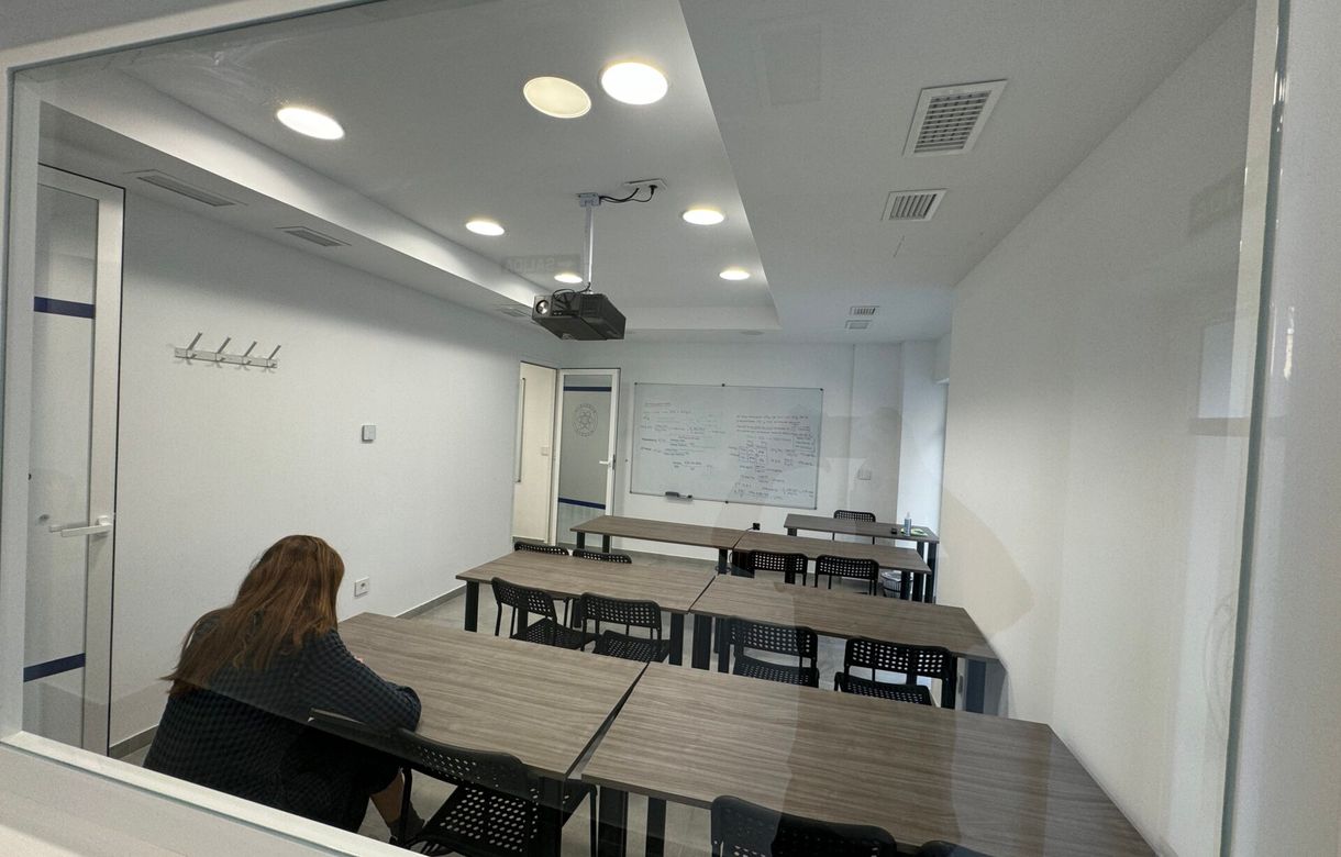 Alquiler Granada aulas