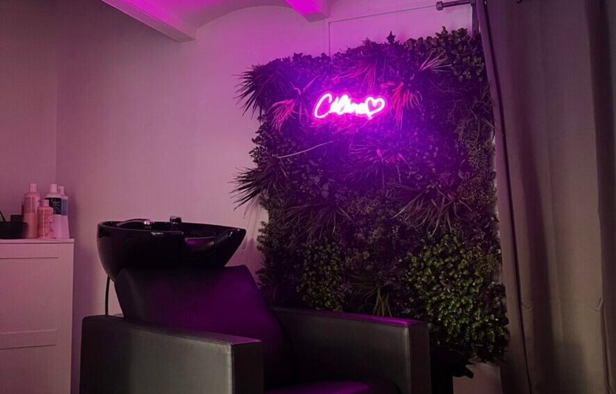 Alquiler peluquería | Manicurísta - Image 2