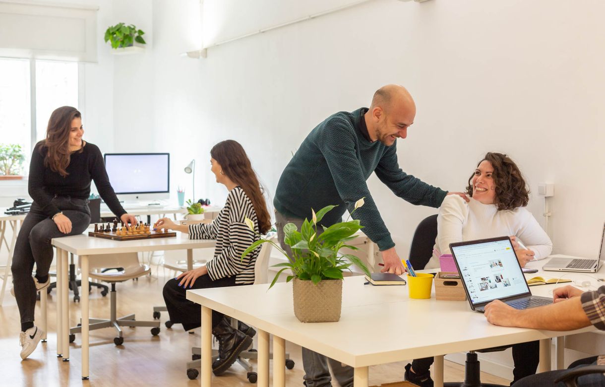 Coworking Creativo & Estudio Fotográfico - Image 2