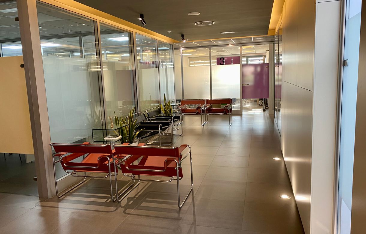 Alquiler oficina | sala de reuniones Roquetas del Mar - Image 8