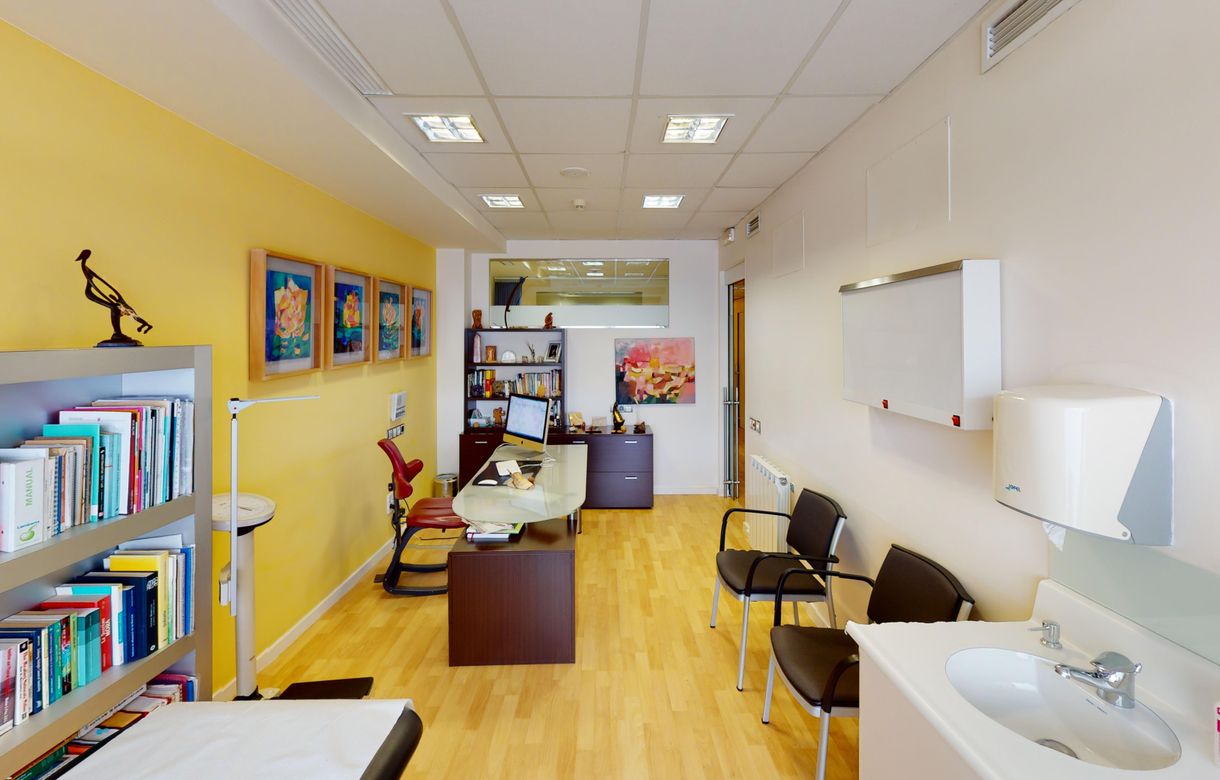  Consulta Sant Cugat - Image 3