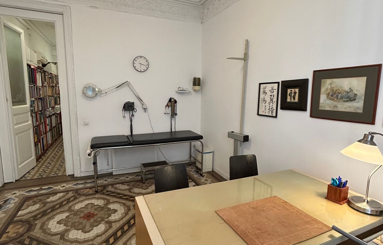Alquiler consulta Barcelona | Despacho para Médicos, Terapeutas, Psicólogos en Barcelona Centro - Image 2