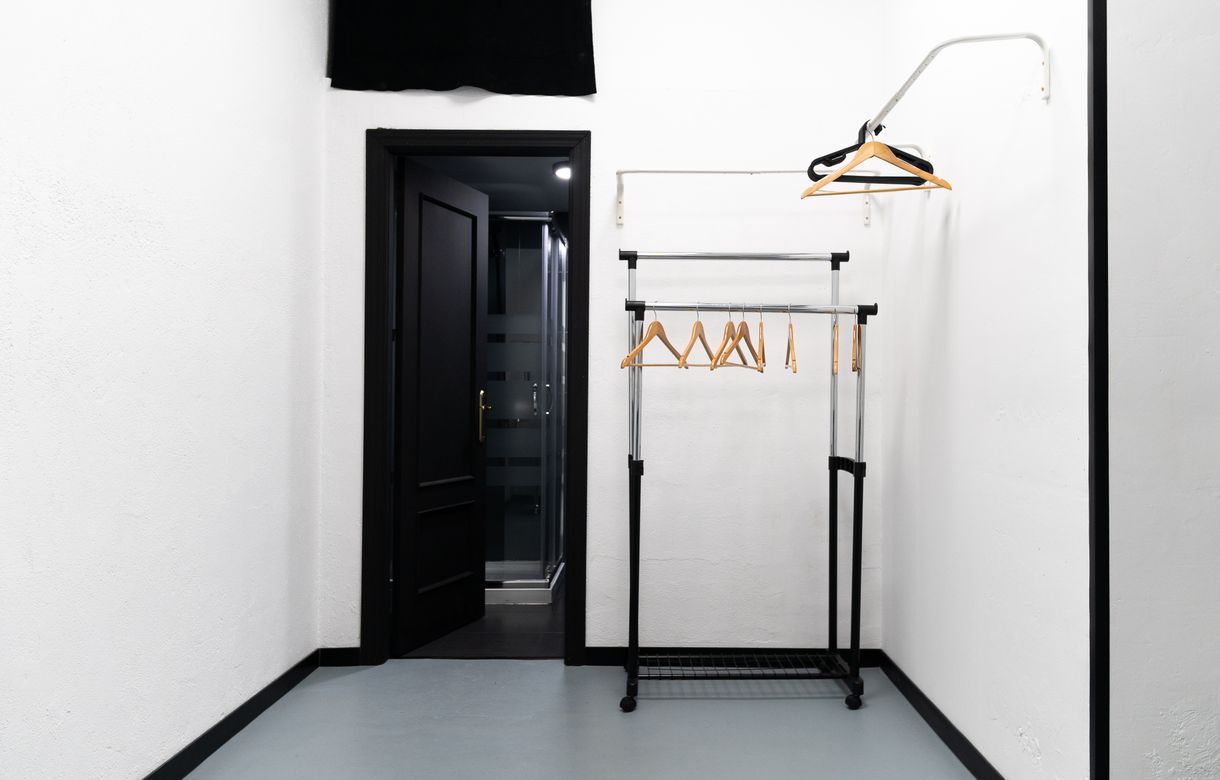 Alquiler estudio foto Madrid |  Estudio fotográfico y plató audiovisual profesional en Madrid (Carabanchel) - Image 7