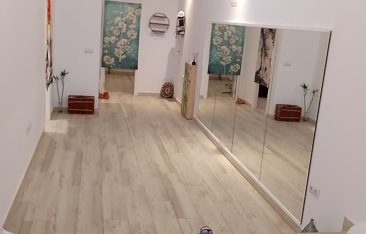 Alquiler salas Sevilla | Alquiler por horas | Yoga, Meditación, masajes, talleres…