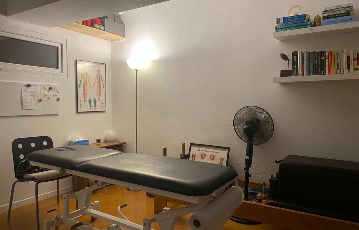 Sala para terapias equipada 