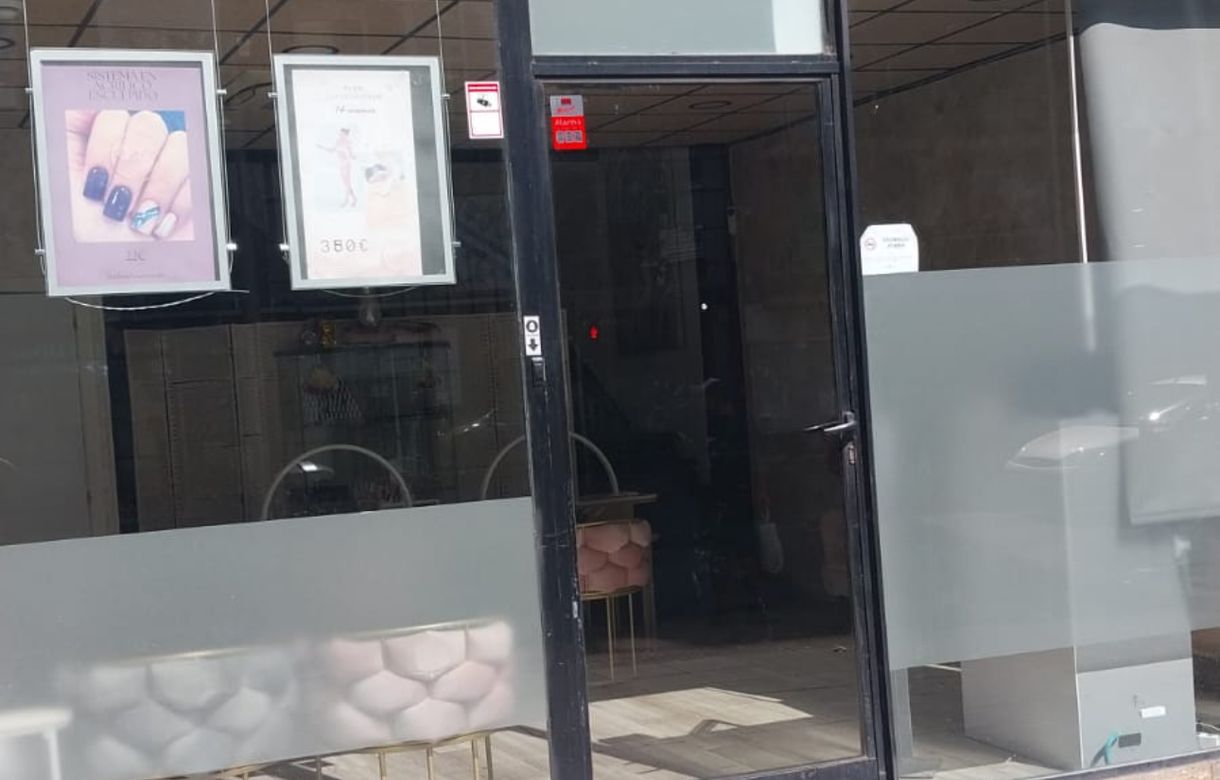 Alquiler cabina estetica madrid - Image 5