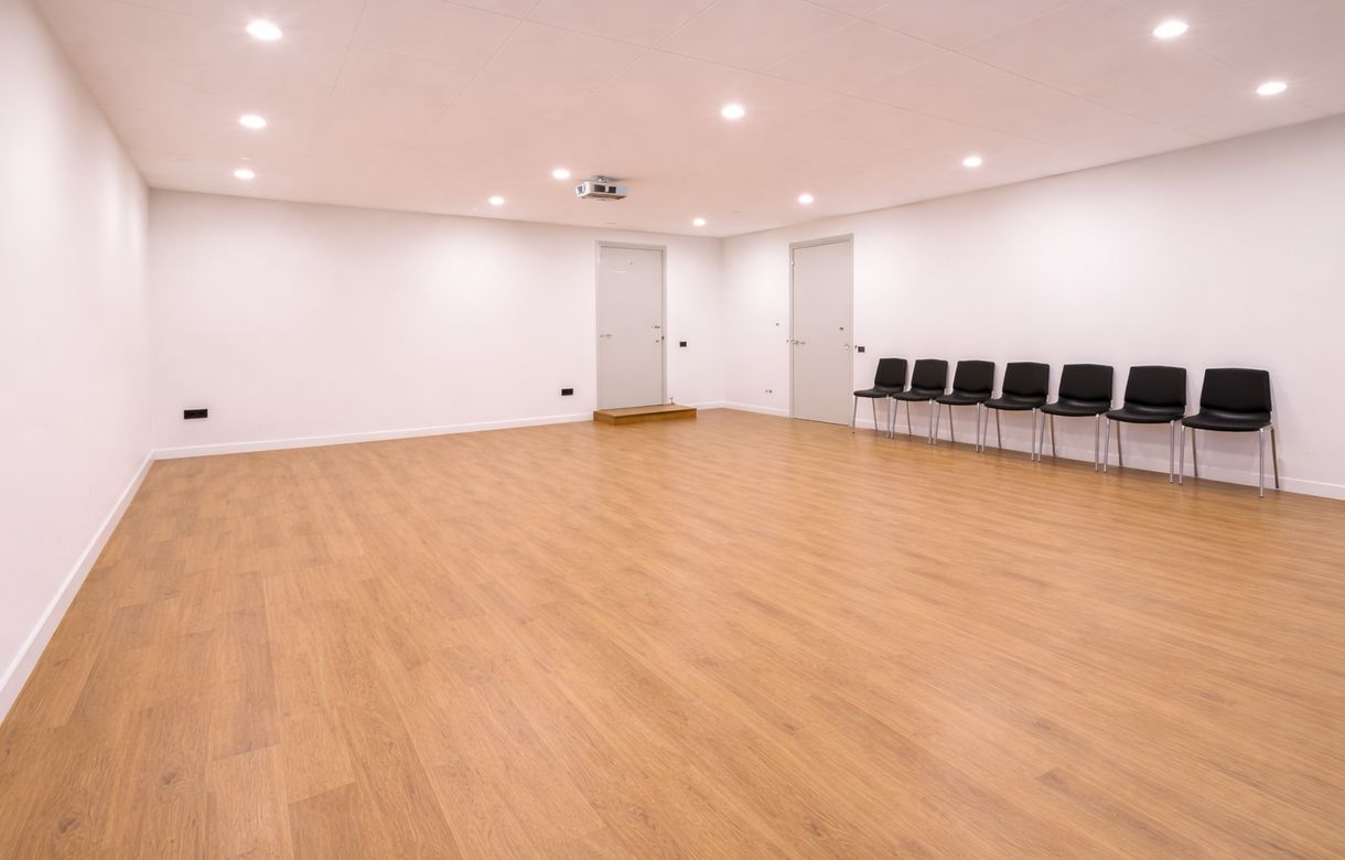 Sala para terapeutas | Sala de yoga | Consulta médica | Sala de formación - Image 4