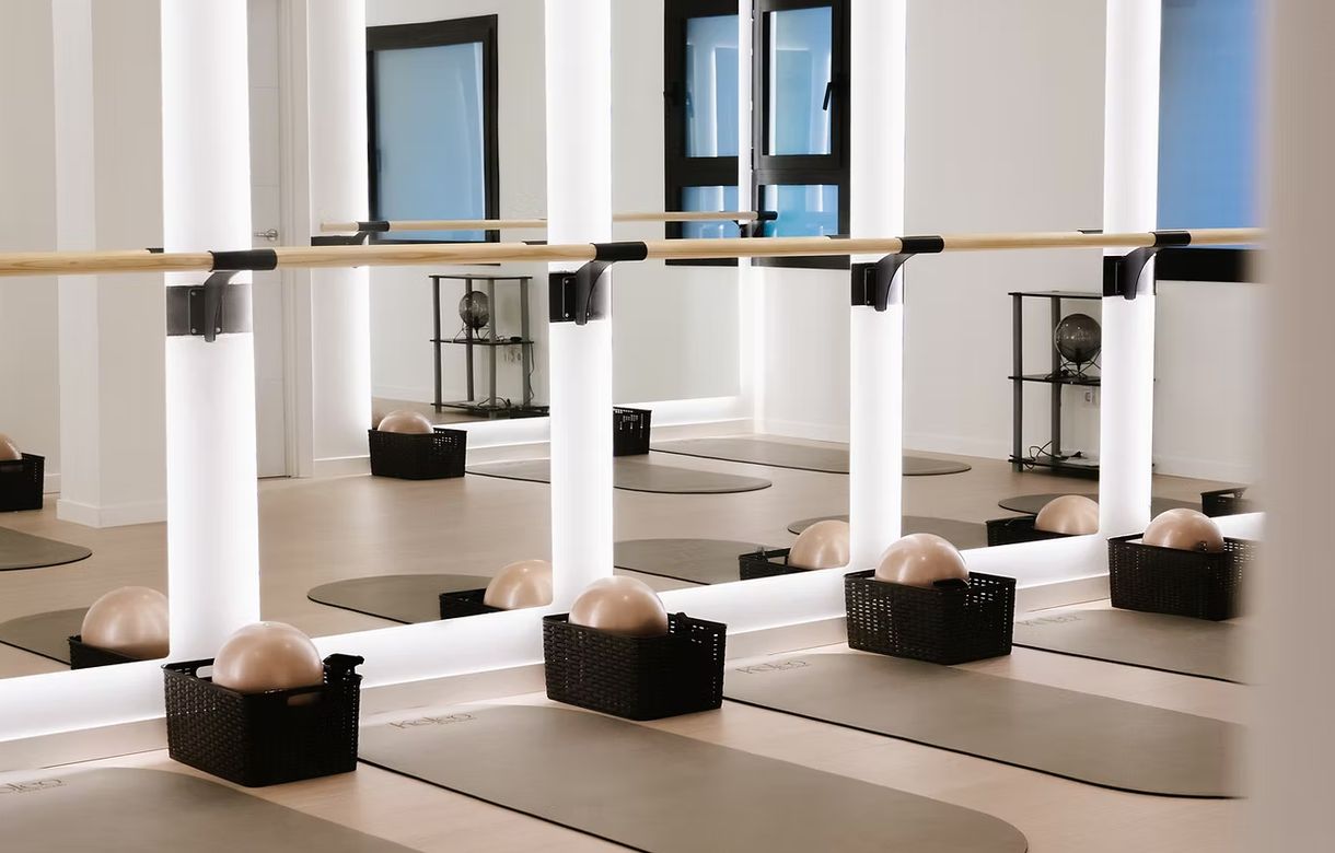Cabina de masajes | Espacio yoga y baile en Chamberrí | Centro Wellness - Image 3