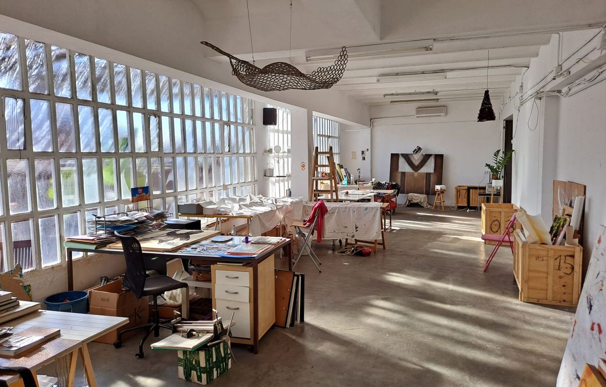 Estudi d'art | Nave diáfana compartida para artistas y creativos