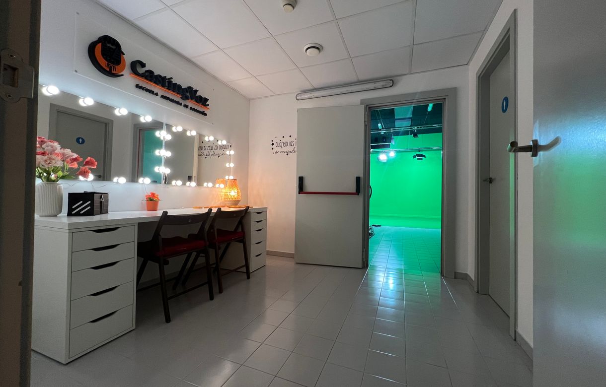 Alquiler Plató Croma en Casting Voz - Image 2
