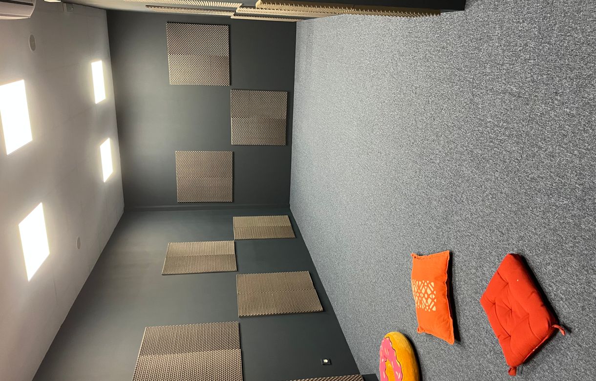 Sala para talleres y eventos | Eventos, clases, masterclasses, yoga, meditación, cumpleaños, team building y actividades creativas.