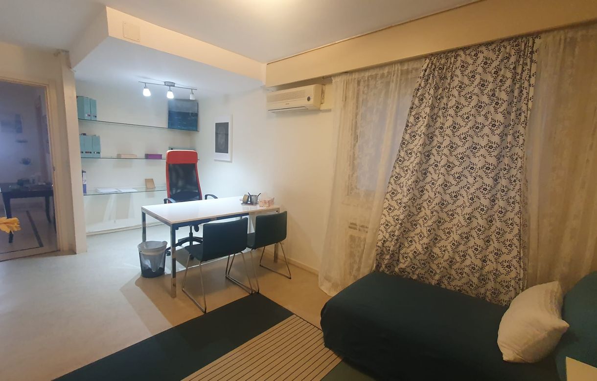 Alquiler clínica Madrid en barrio Salamanca con despachos profesionales, registro sanitario, sala de espera y alquiler flexible por meses, semanas u horas. - Image 8