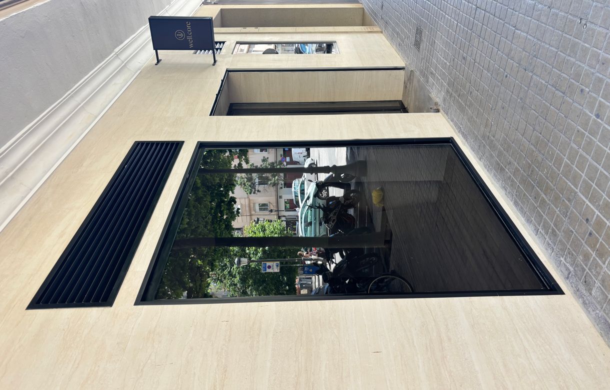 Cabina en centro de belleza - Image 5