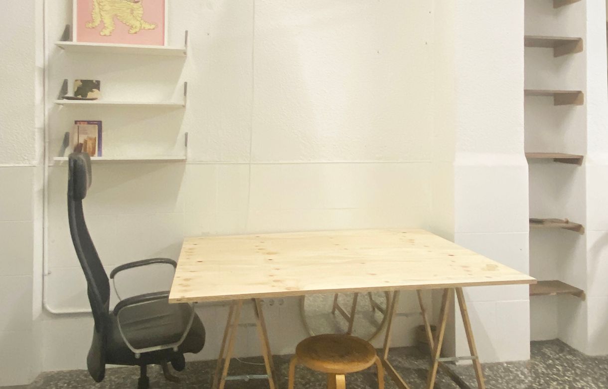Taller creativo Barcelona | Espacio en taller compartido en Gràcia, Barcelona_Space available in a shared creative studio - Image 2