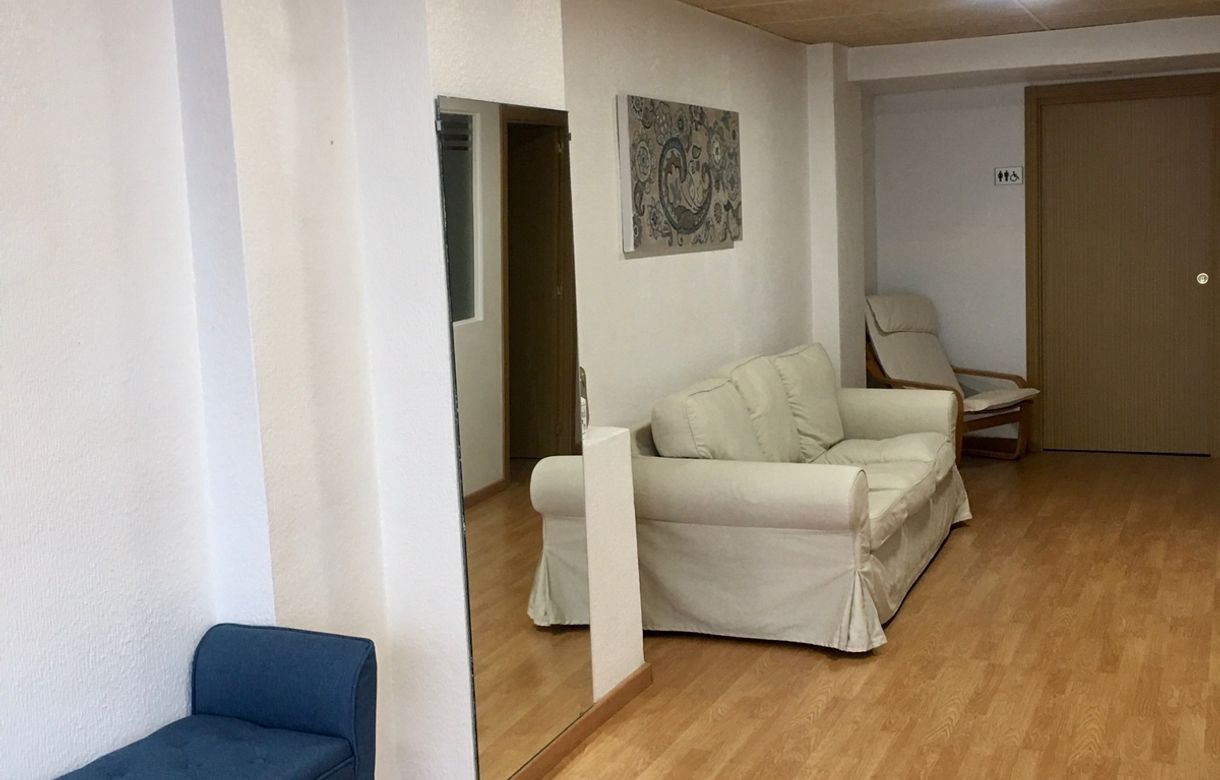 Alquiler consultas psicología Barcelona | Servicio de Atención Psicológica Barcelona  - Image 2
