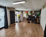 Estudio insonorizado profesional para formación y creación de contenido